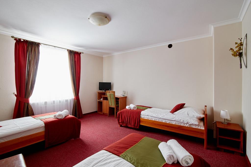 Rota Hotel Biala Podlaska Ngoại thất bức ảnh