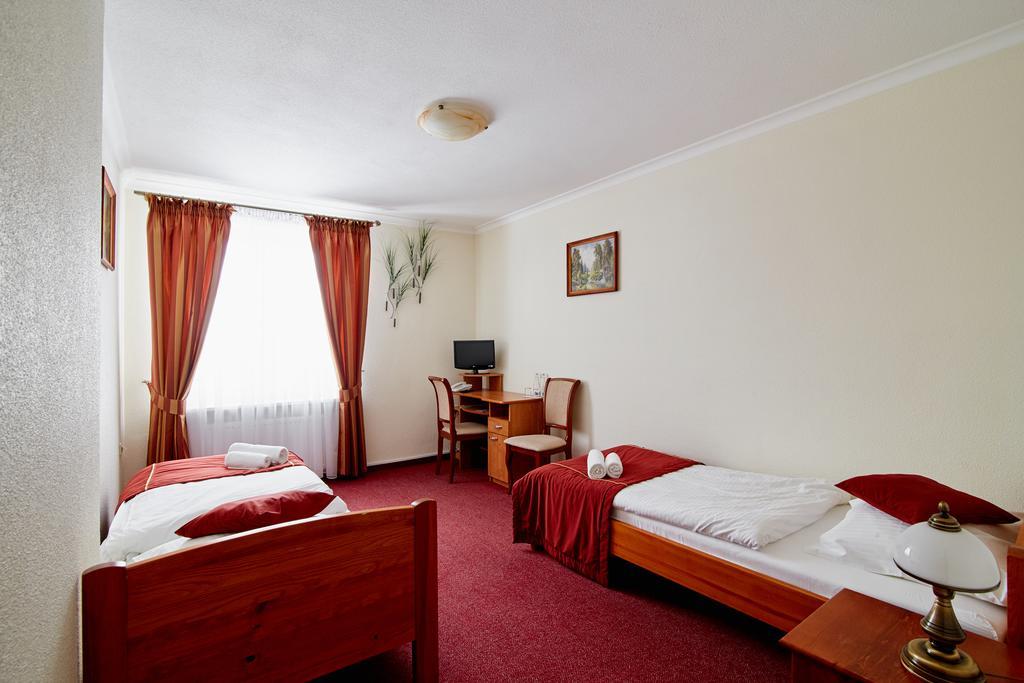 Rota Hotel Biala Podlaska Ngoại thất bức ảnh