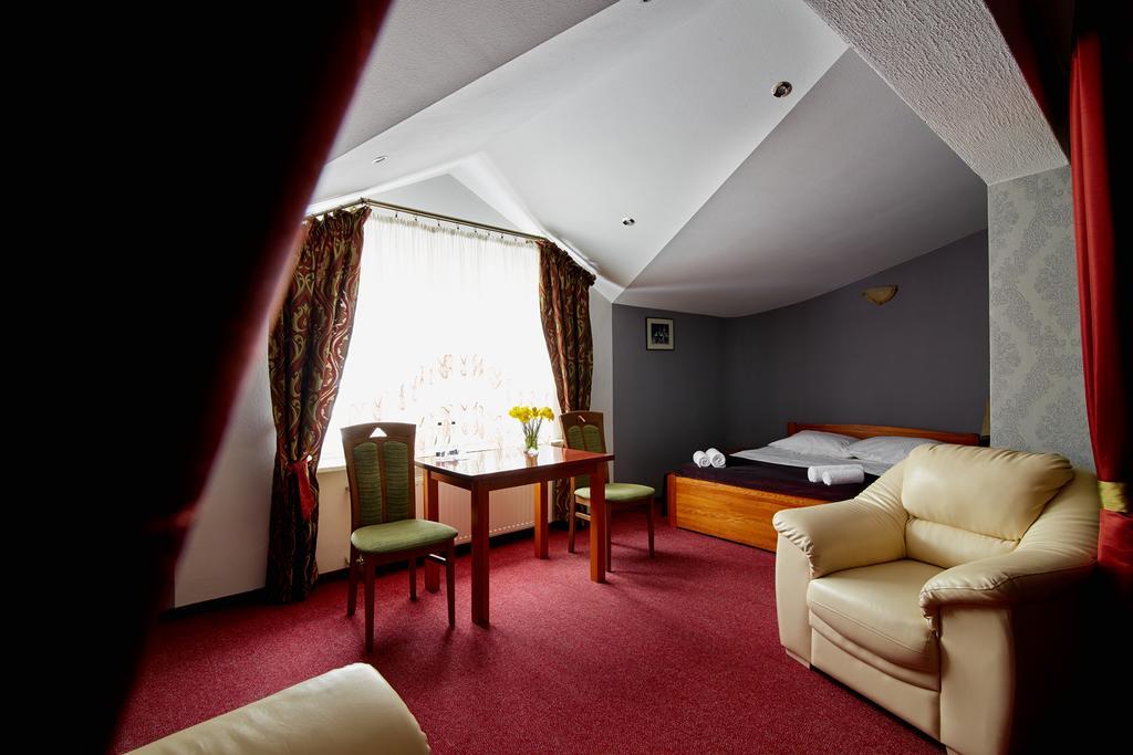 Rota Hotel Biala Podlaska Ngoại thất bức ảnh