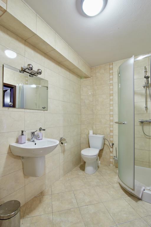 Rota Hotel Biala Podlaska Ngoại thất bức ảnh