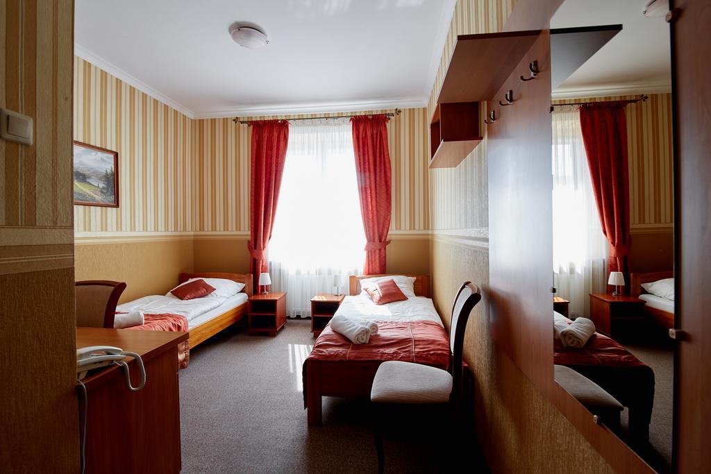 Rota Hotel Biala Podlaska Ngoại thất bức ảnh
