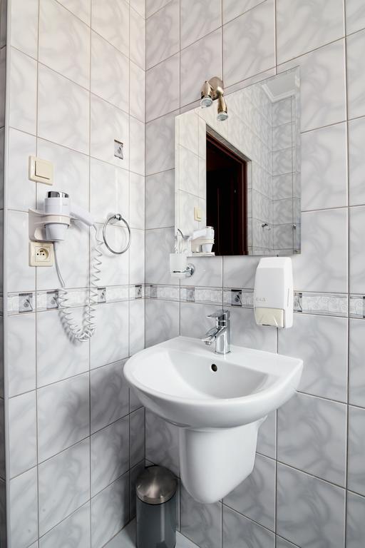 Rota Hotel Biala Podlaska Ngoại thất bức ảnh